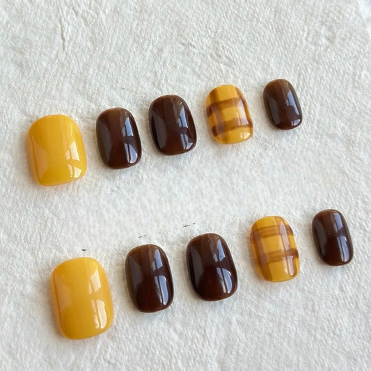 141-Honey Bear Reusable Press On Nails Short Acrylic Autumn Fall Daily